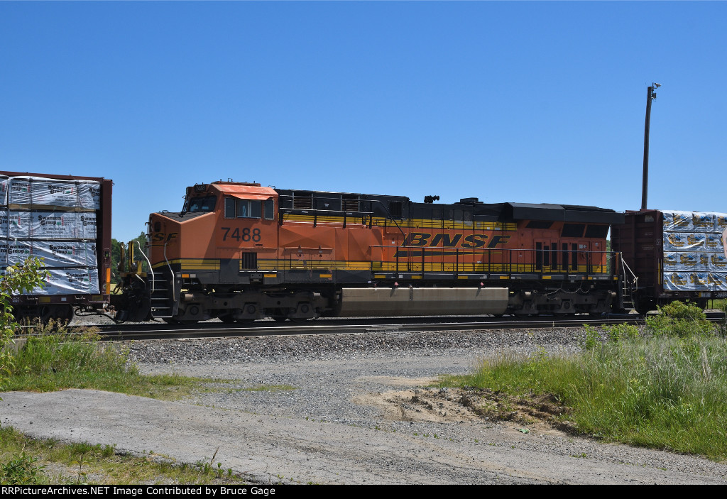 BNSF 7488